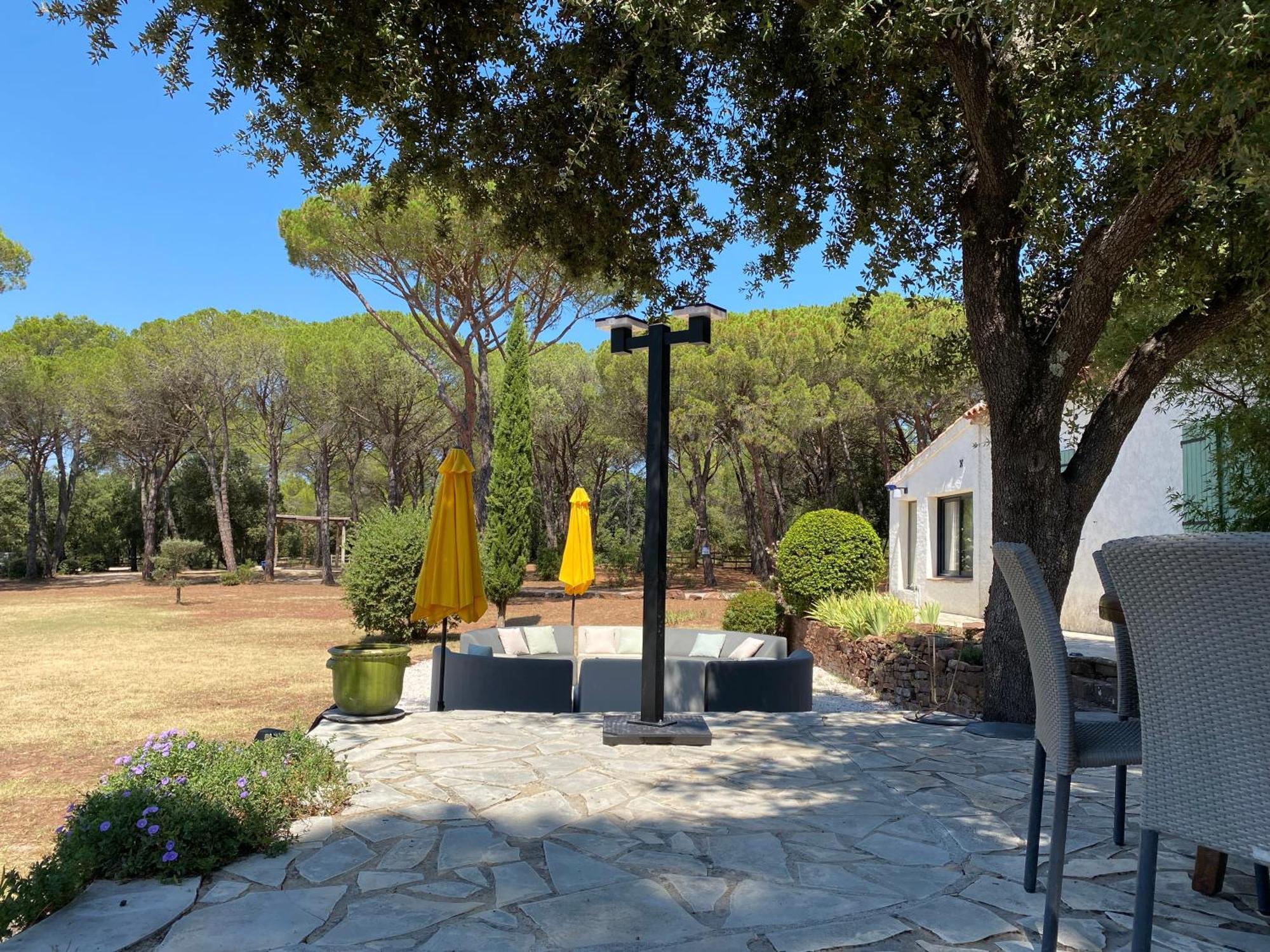 La Villa Le Cannet-des-Maures Exterior foto