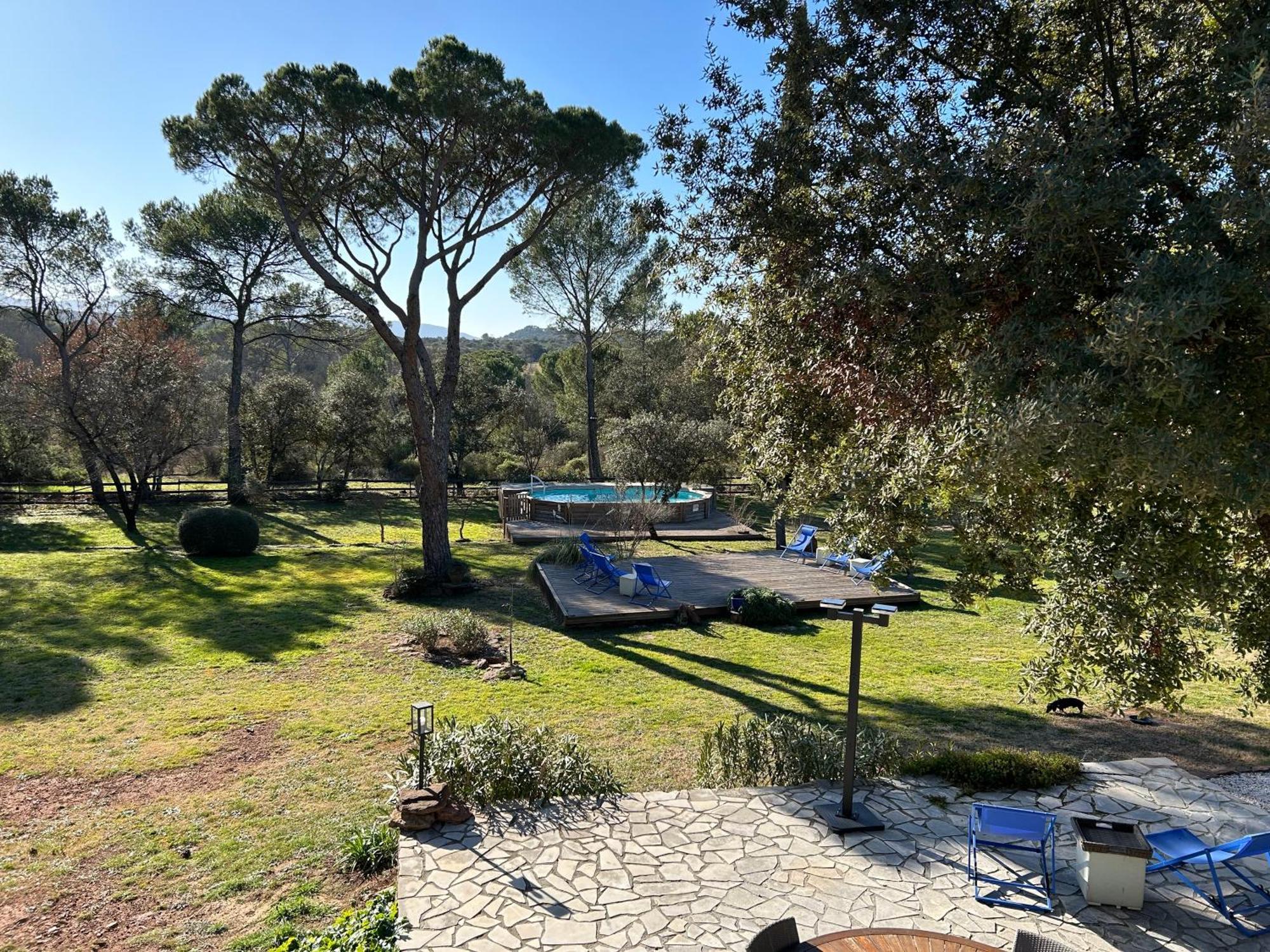 La Villa Le Cannet-des-Maures Exterior foto